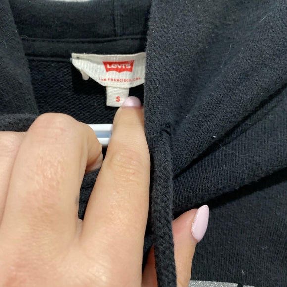 levis black cropped sparkle lettering sweater - Picture 2 of 2